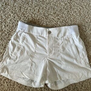 White athleta size 2 shorts